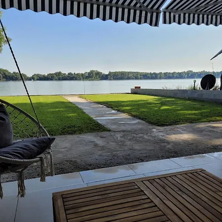 Beli Dvor Na Dunavu Holiday home Kovin