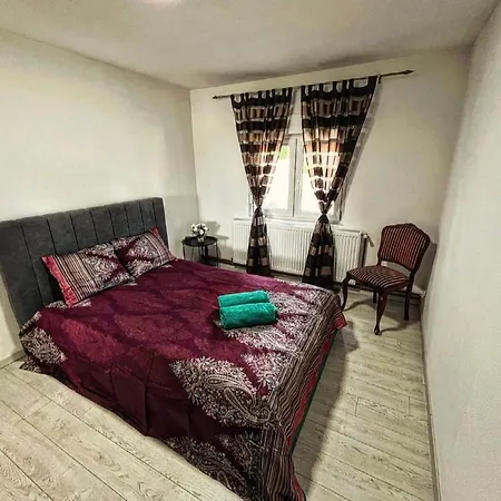Holiday home Beli Dvor Na Dunavu Kovin